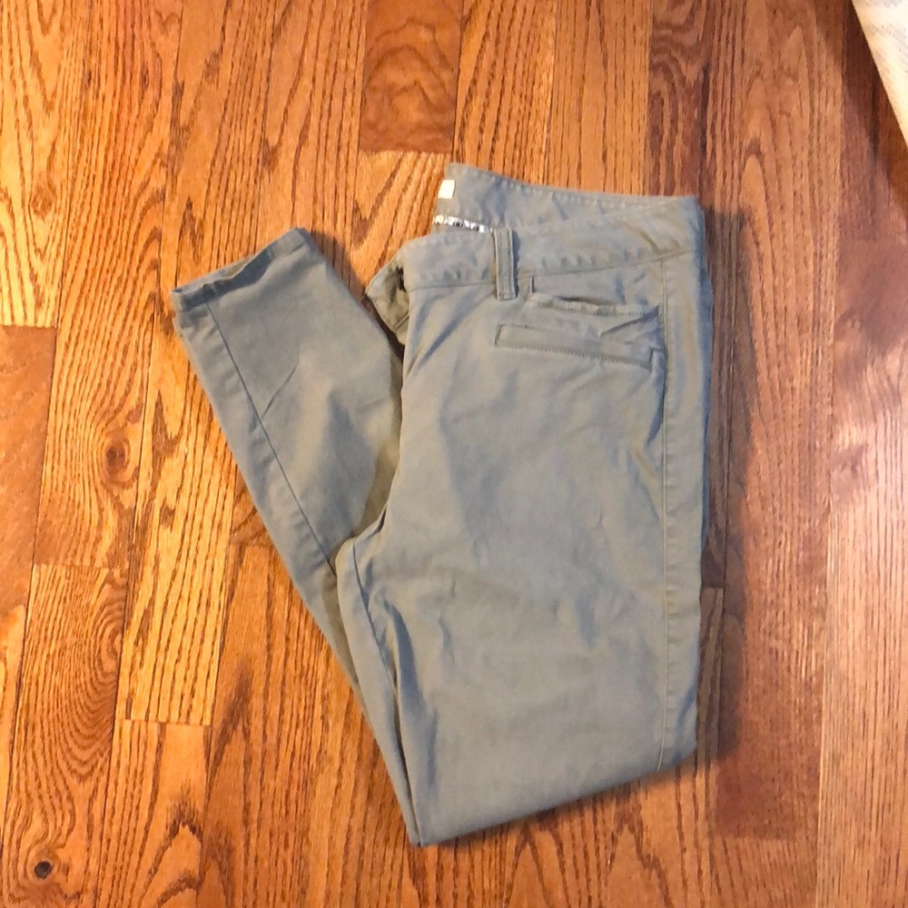 Gently worn Loft size 10 skinny pants